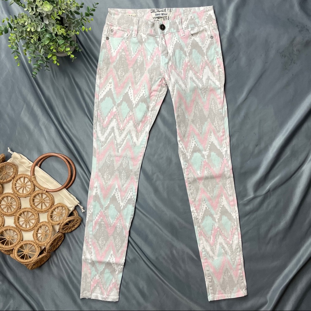 🖤 Pastel Chevron Skinny Lily Jeans